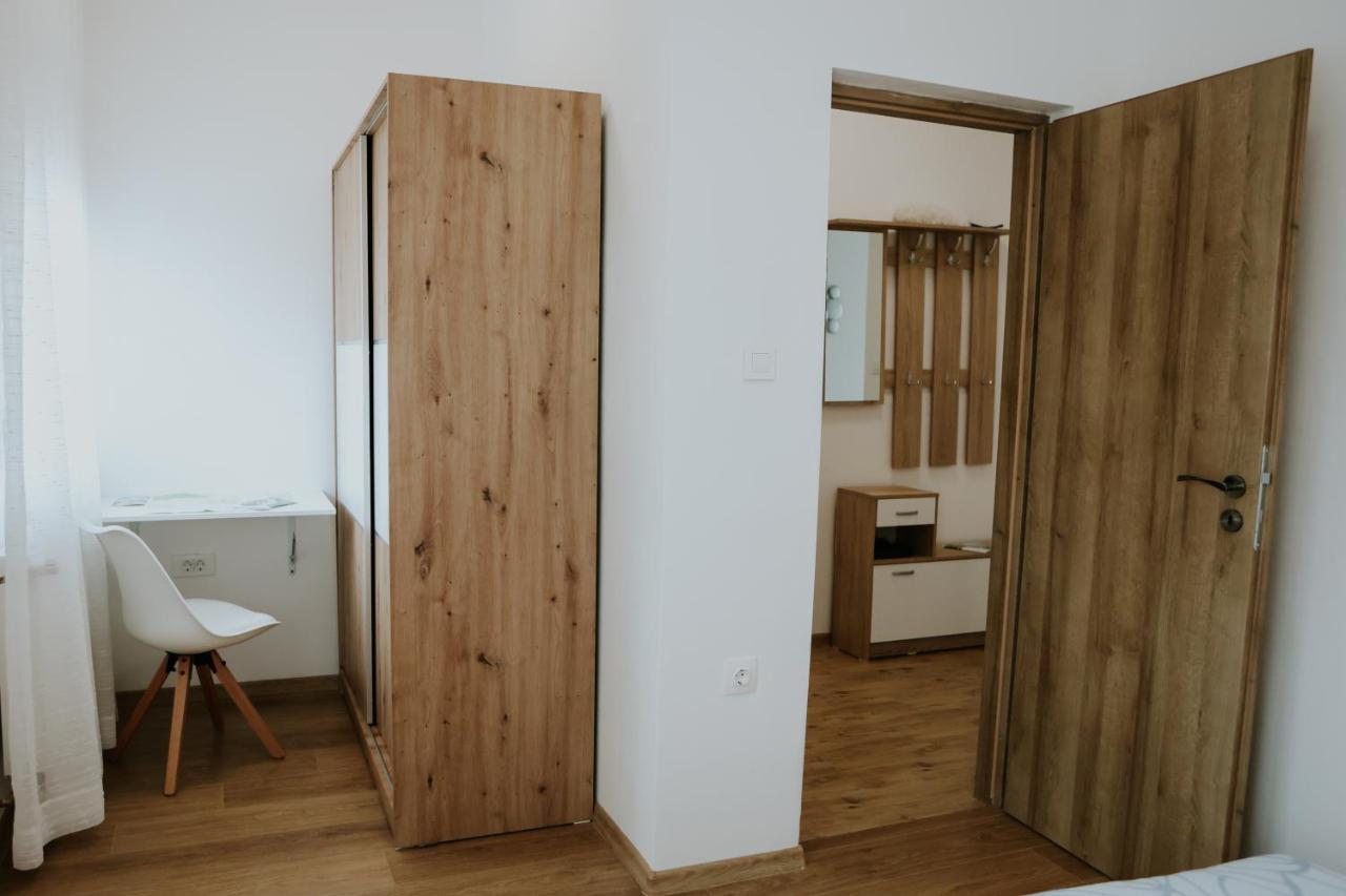 Apartman Nikola Gospić Kültér fotó